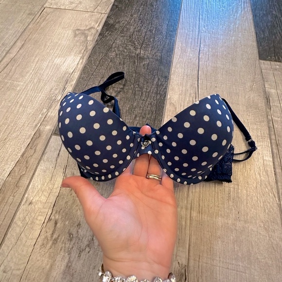 Victoria Secret Love Pink Navy Blue Polka Dot Bra with Charm & Pink Lace - Picture 7 of 15